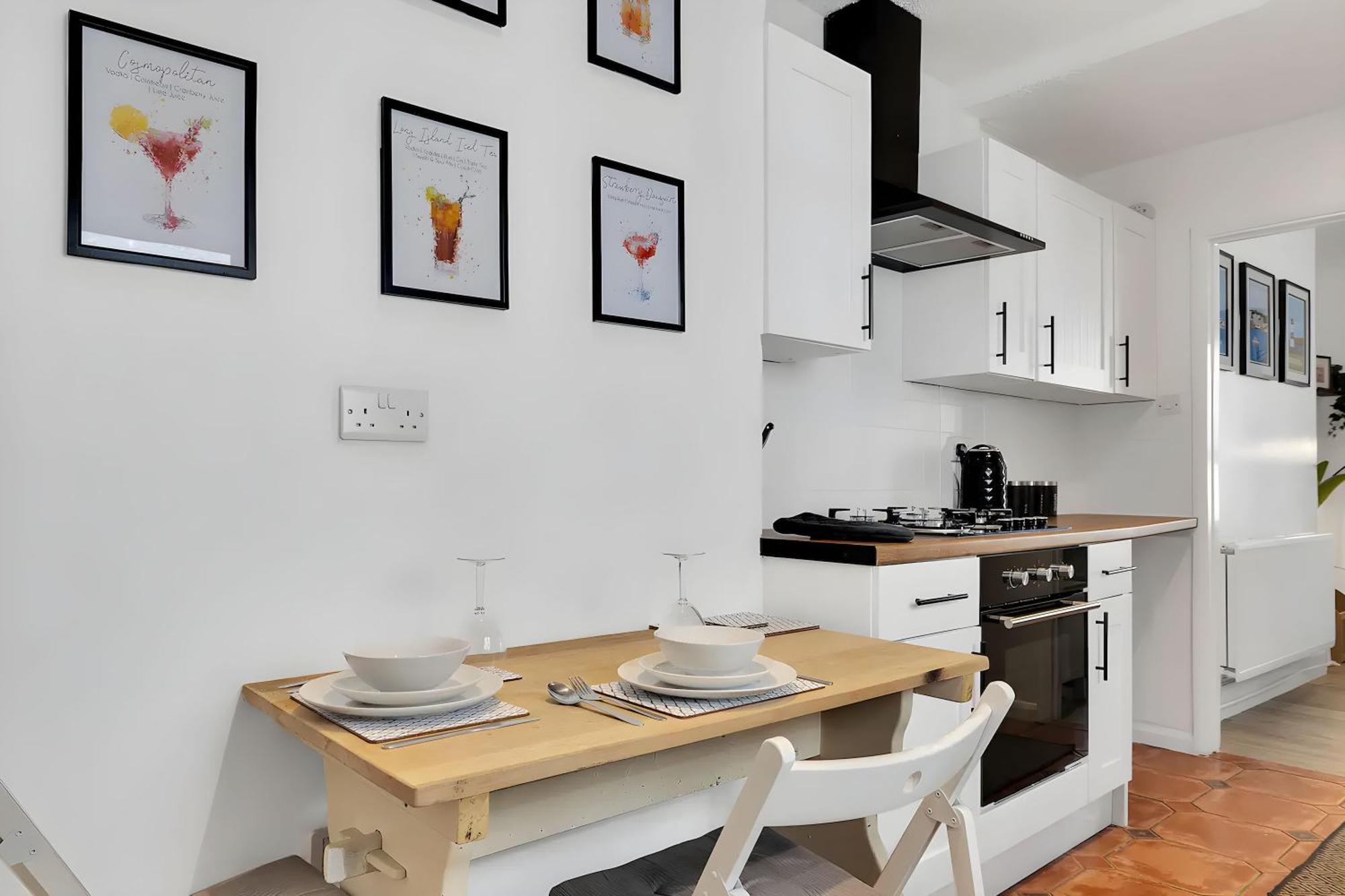 City Centre 2 Bedroom Apt - Free Parking - Wifi - Smart Tv Plymouth Eksteriør bilde